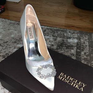 Brand new, never worn badgley mischka heels